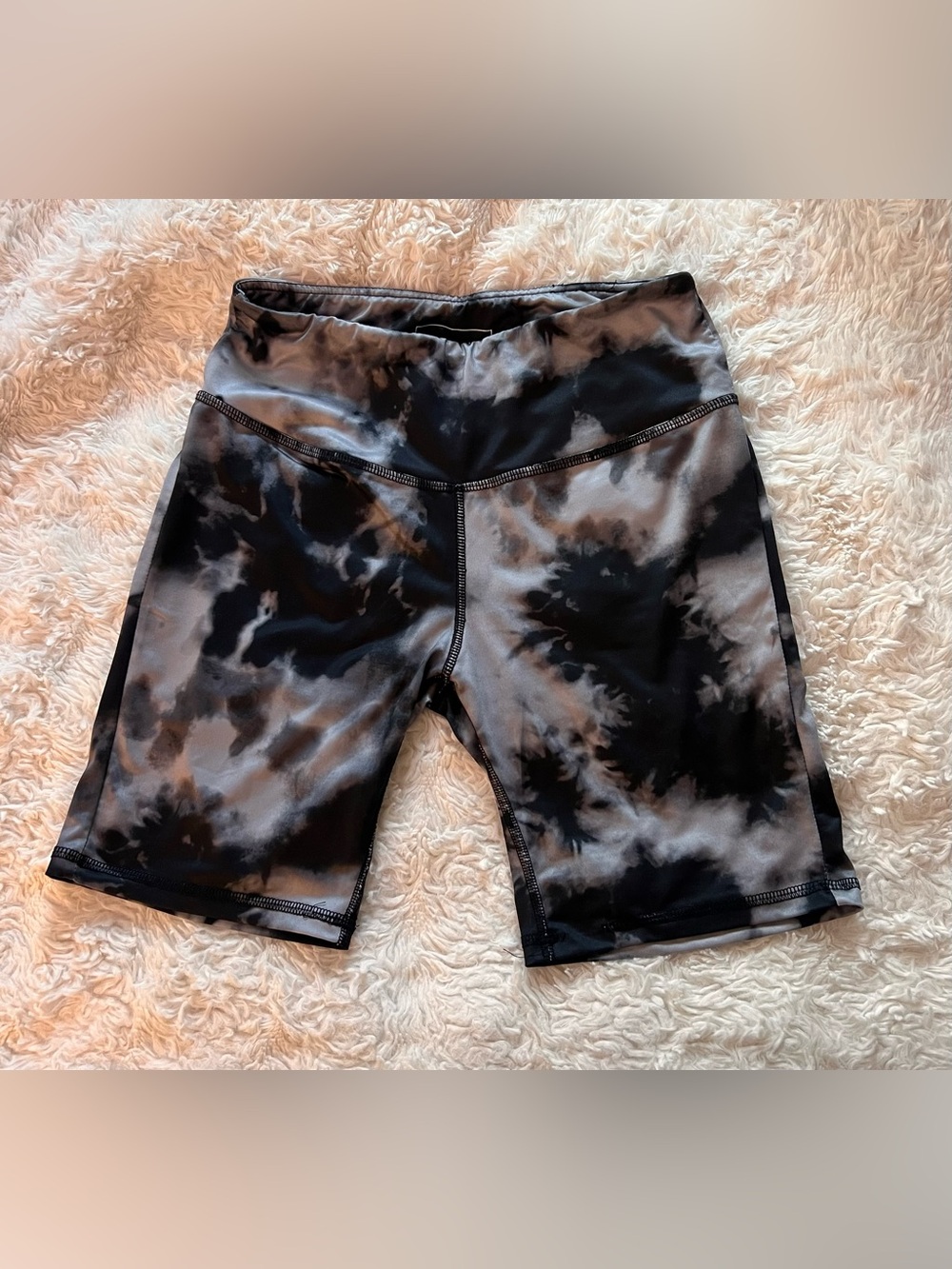 Brooklyn Cloth Black & Gray Tie-Dye High-Rise Biker Shorts